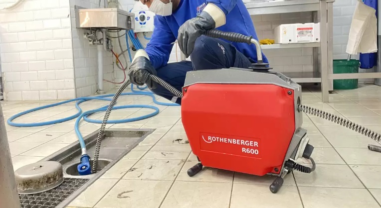 Ataşehir Tesisatci Gider Mutfak Açmak 